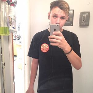 Meet your Posher, Brandon